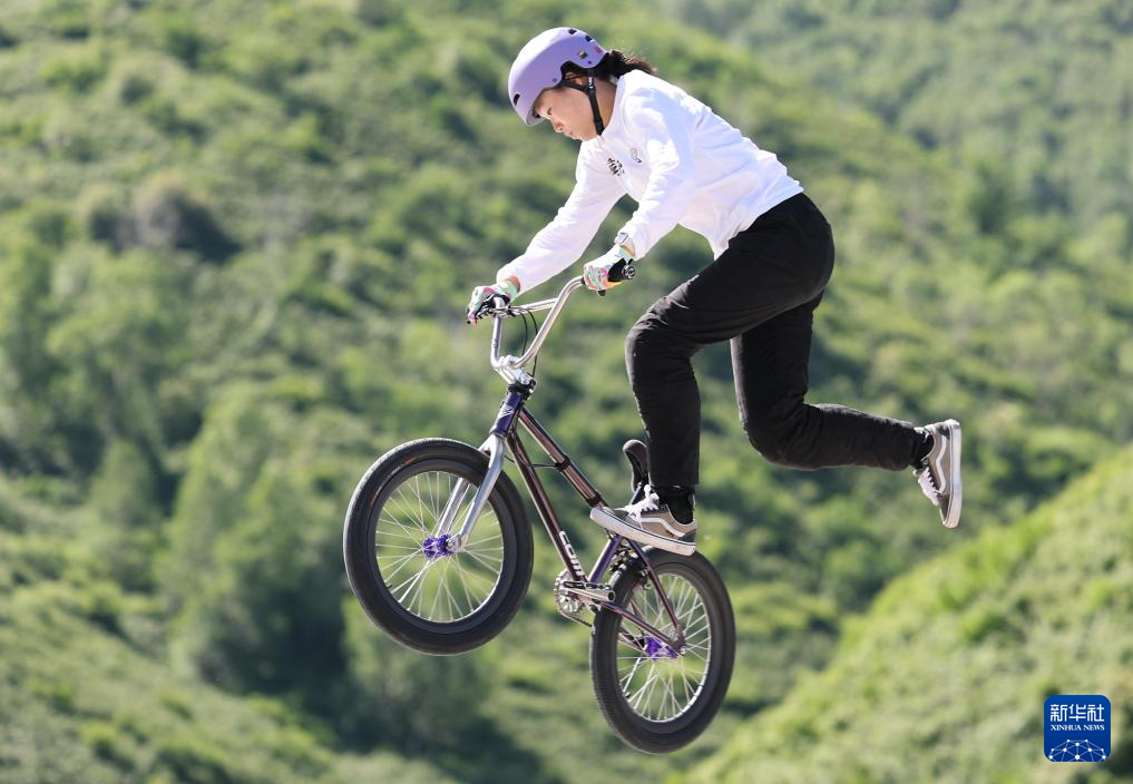 全国自由式小轮车锦标赛：精英女子组赛况(图1)