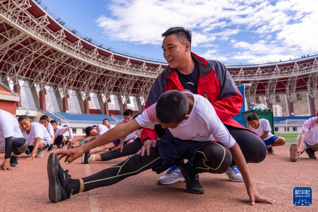 甲子奋进 雪域新篇——西藏体育事业六十年实现跨越式发展(图2)