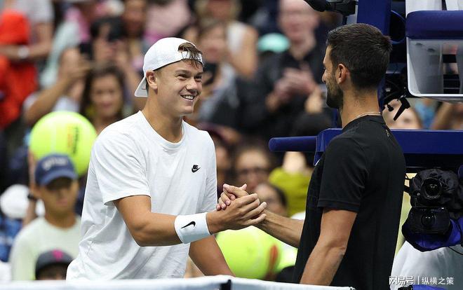 德约科维奇解释为什么网球运动员关系一般(图3)