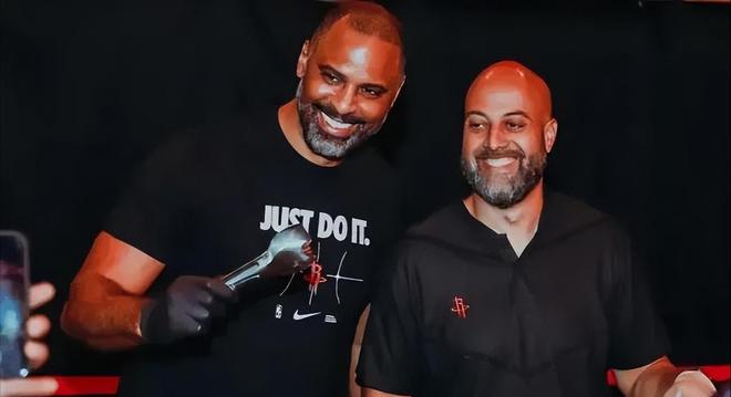 净胜分+107！名记晒阿门控卫数据范乔丹报销火箭却因祸得福(图6)