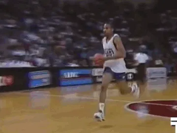 流言板]运动世家！迈克-康利Ins为老康利庆生：老爸生日快乐