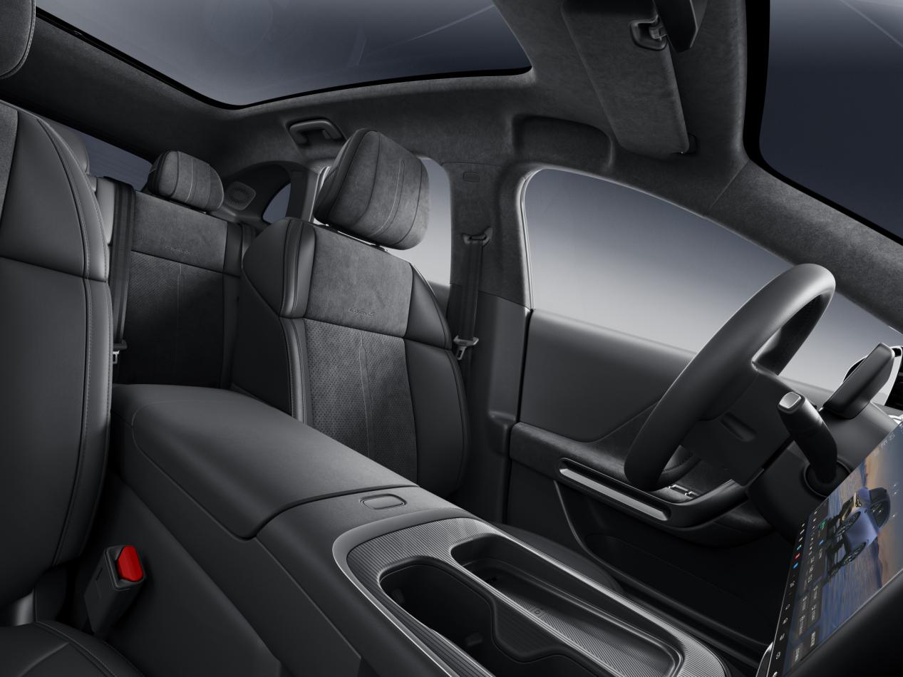 零跑Lafa5内饰图片发布 主打年轻运动(图2)