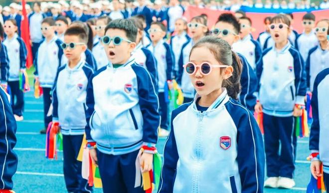 邹平市渤海实验学校第三届体育节暨2025年秋季运动会启幕(图12)