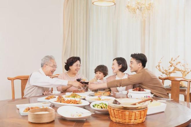 老人运动如何循序渐进？热身恢复不能少