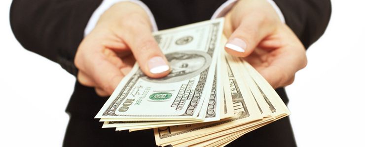 大数据24小时：雅虎卖身成功身价缩水35亿美元(图3)