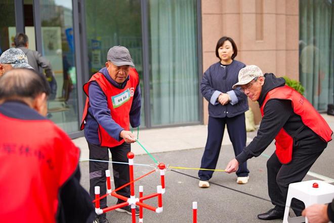 这场运动会参赛者平均68岁但大家都和年轻时一样拼