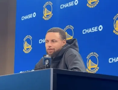 流言板]库里谈佩顿：他有出色的运动能力并以此来惩罚防守