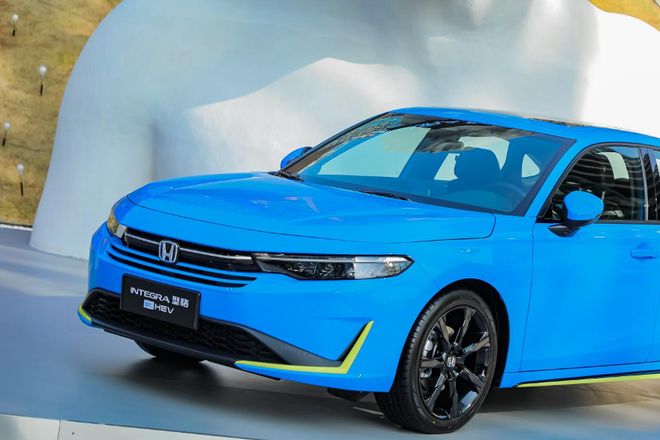 为啥年轻人都追着买型格稀缺运动基因+硬核实力才是秘诀(图3)