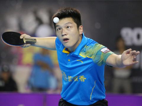 17岁少年在家种出冠军睡莲(图1)