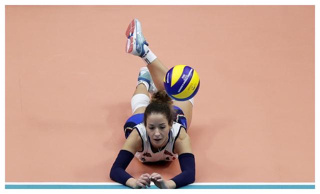 中天智能装备取得应用于电池包生产线的缓存机构专利(图1)