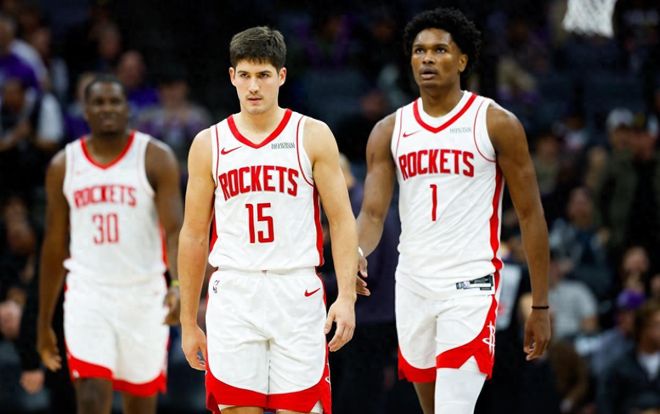 火箭首发控卫2选1？范乔丹遇强力对手放弃伊森2人可搭档后场(图1)