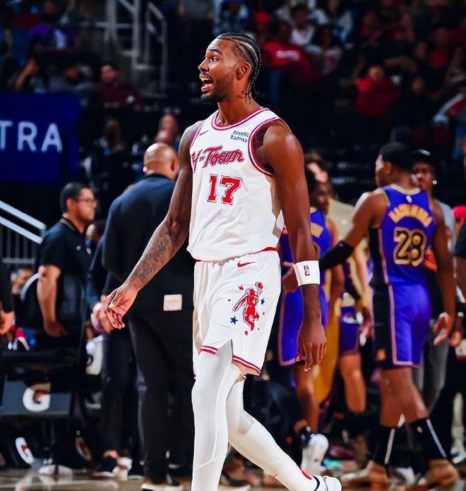 火箭首发控卫2选1？范乔丹遇强力对手放弃伊森2人可搭档后场(图4)