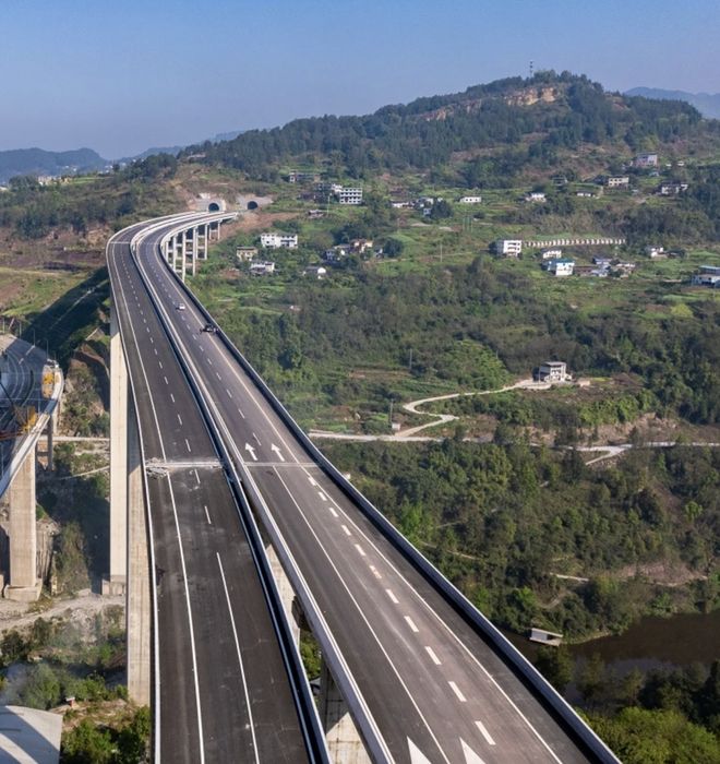 5 月 1 日通车！利川再添一条新高速！以后出门更方便！(图1)