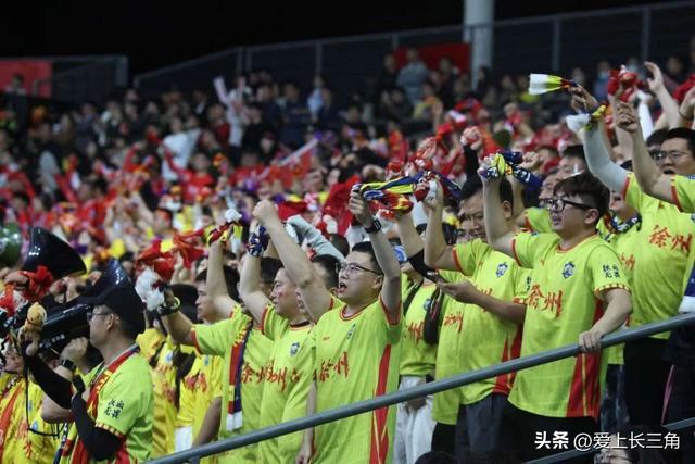 三场狂轰仅1球盐城绝杀宿迁逆袭榜首卫冕冠军泰州0分垫底！(图2)